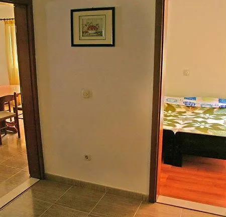 Leonida Apartman